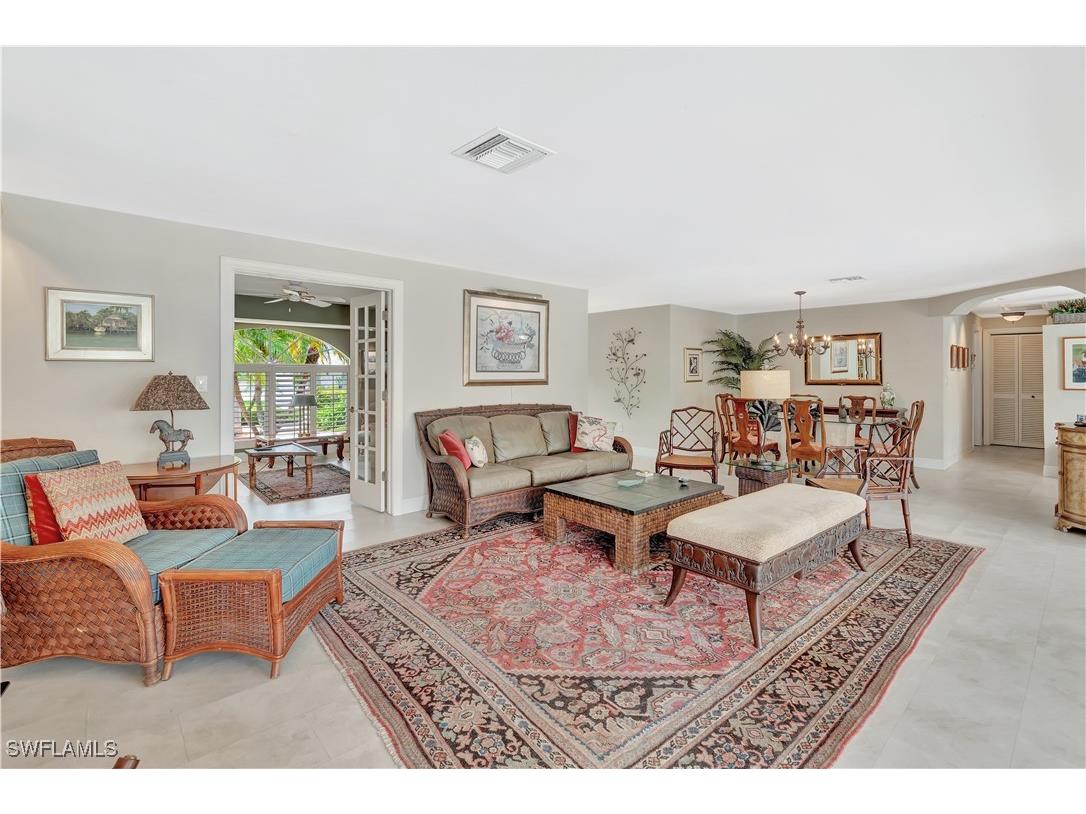 1407 Marlin Drive Naples FL 34102 225058387 image32