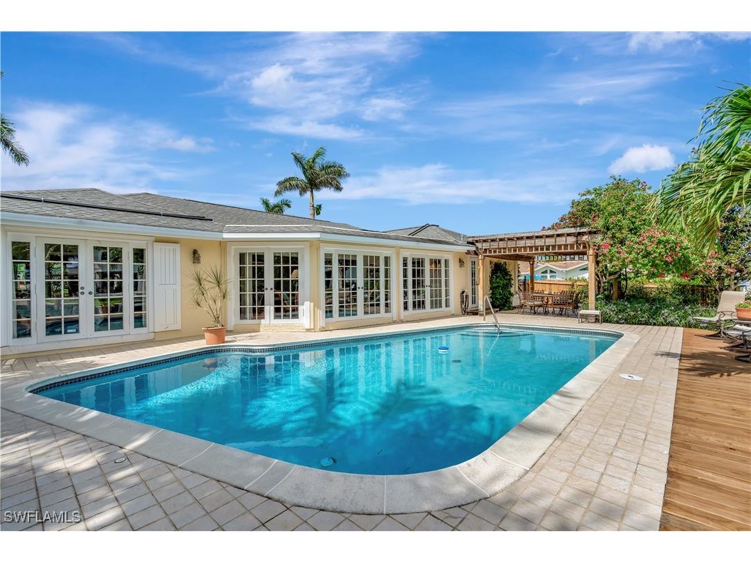 1407 Marlin Drive Naples FL 34102 225058387 image9