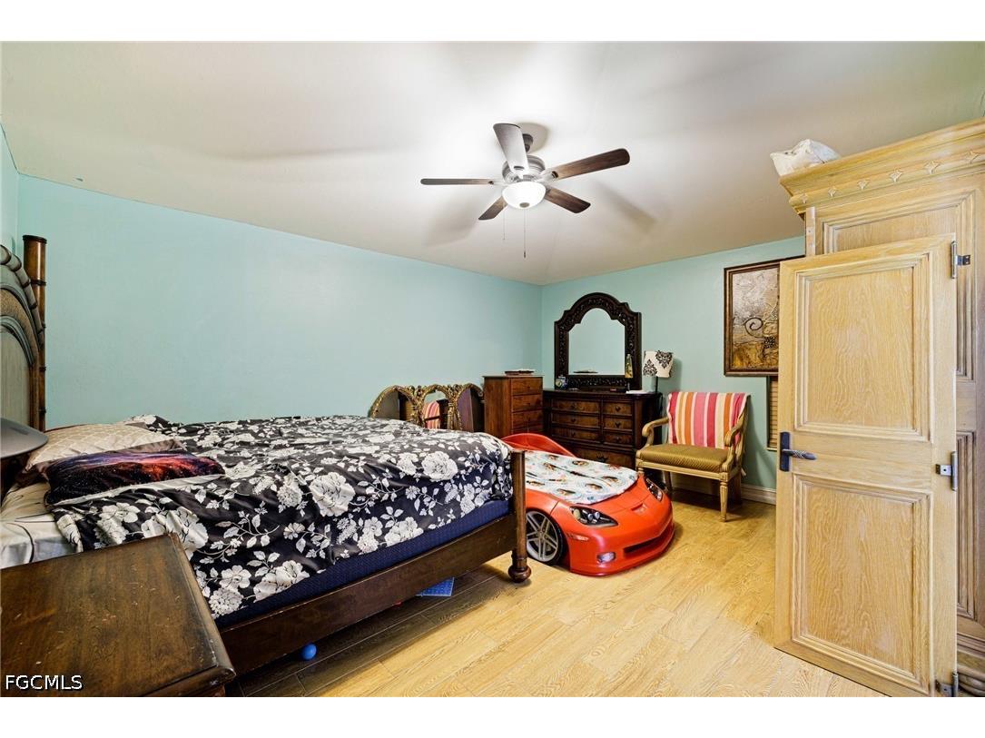 1407 Poinsettia Avenue Lehigh Acres FL 33972 2026025567 image4
