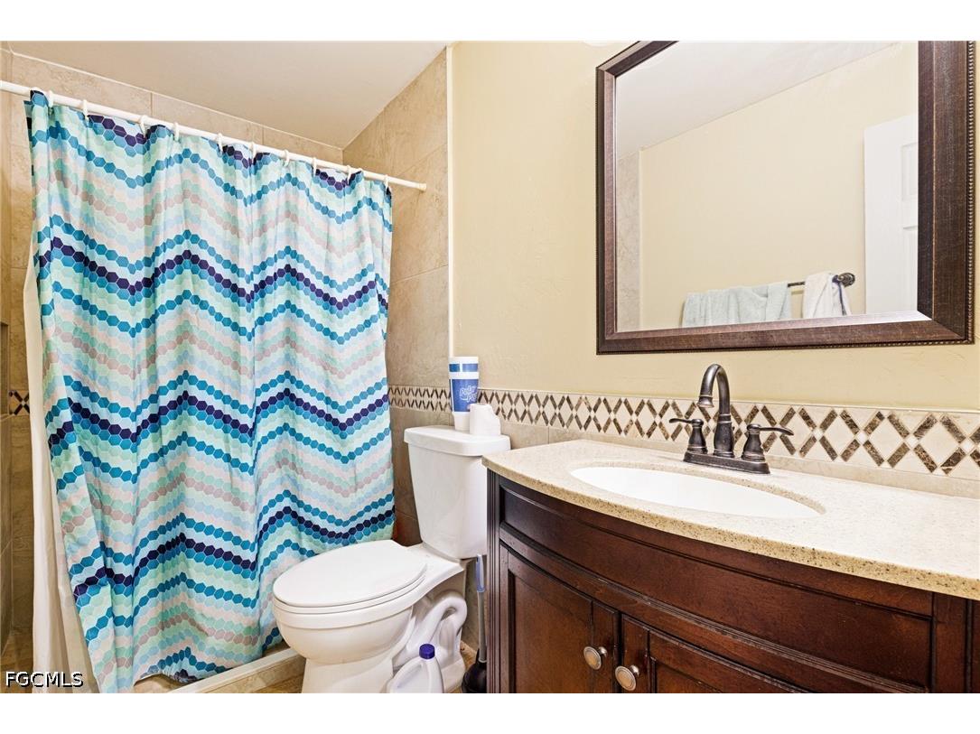 1407 Poinsettia Avenue Lehigh Acres FL 33972 2026025567 image8