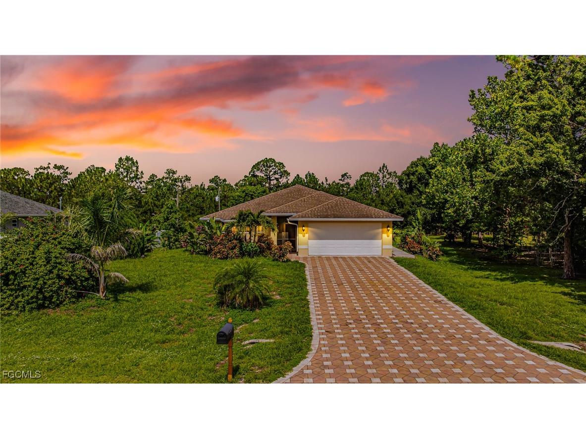 1407 Poinsettia Avenue Lehigh Acres FL 33972 225063388 image1