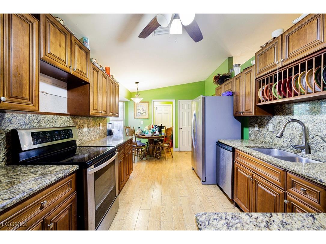 1407 Poinsettia Avenue Lehigh Acres FL 33972 225063388 image11