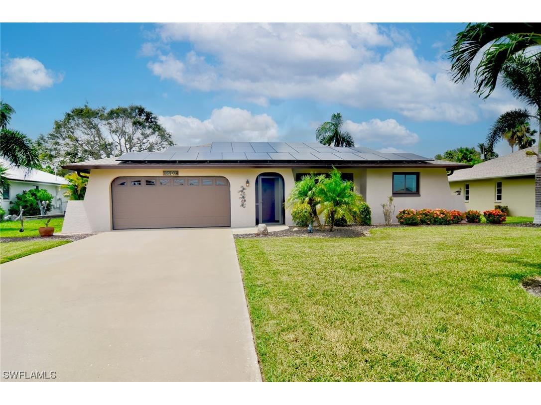 1407 Shelby Parkway Cape Coral FL 33904 223053882 image1