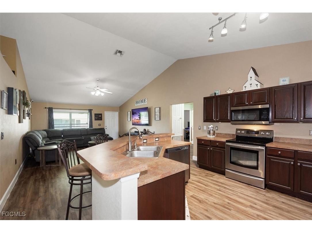 14070 Carlotta Street Fort Myers FL 33905 2025000707 image8