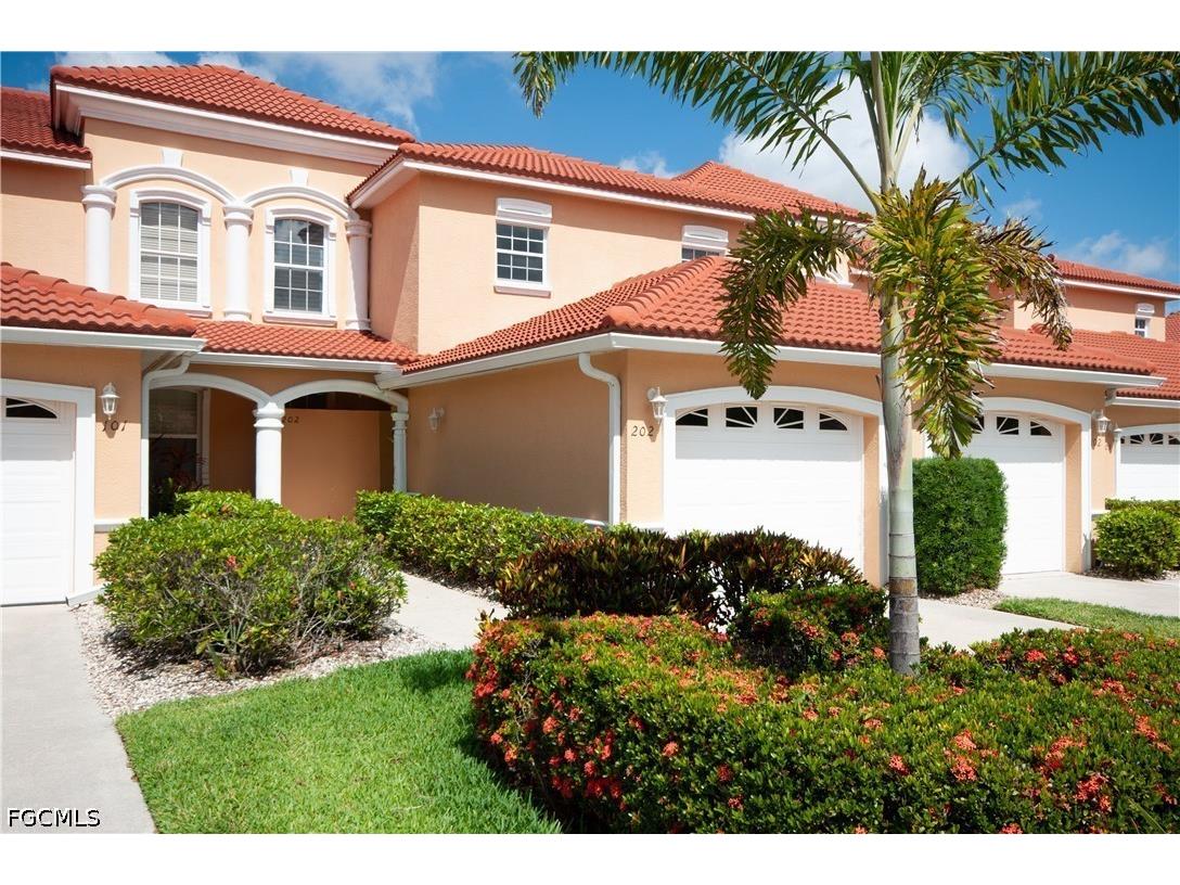 14070 Eagle Ridge Lakes Drive #202 Fort Myers FL 33912 2026020359 image1