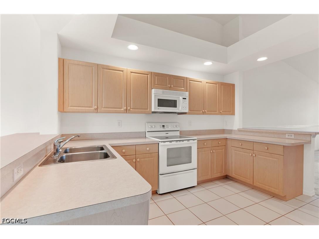 14070 Eagle Ridge Lakes Drive #202 Fort Myers FL 33912 2026020359 image13