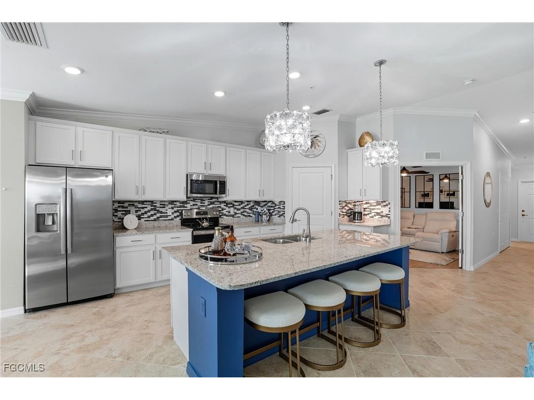 14070 Heritage Landing Boulevard #423 Punta Gorda FL 33955 2025012062 image7