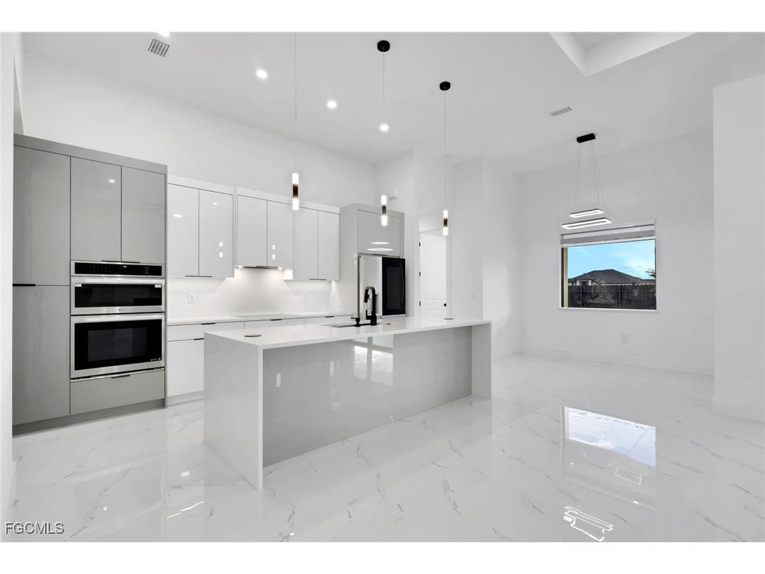 1408 Embers Parkway W Cape Coral FL 33993 2025025497 image7