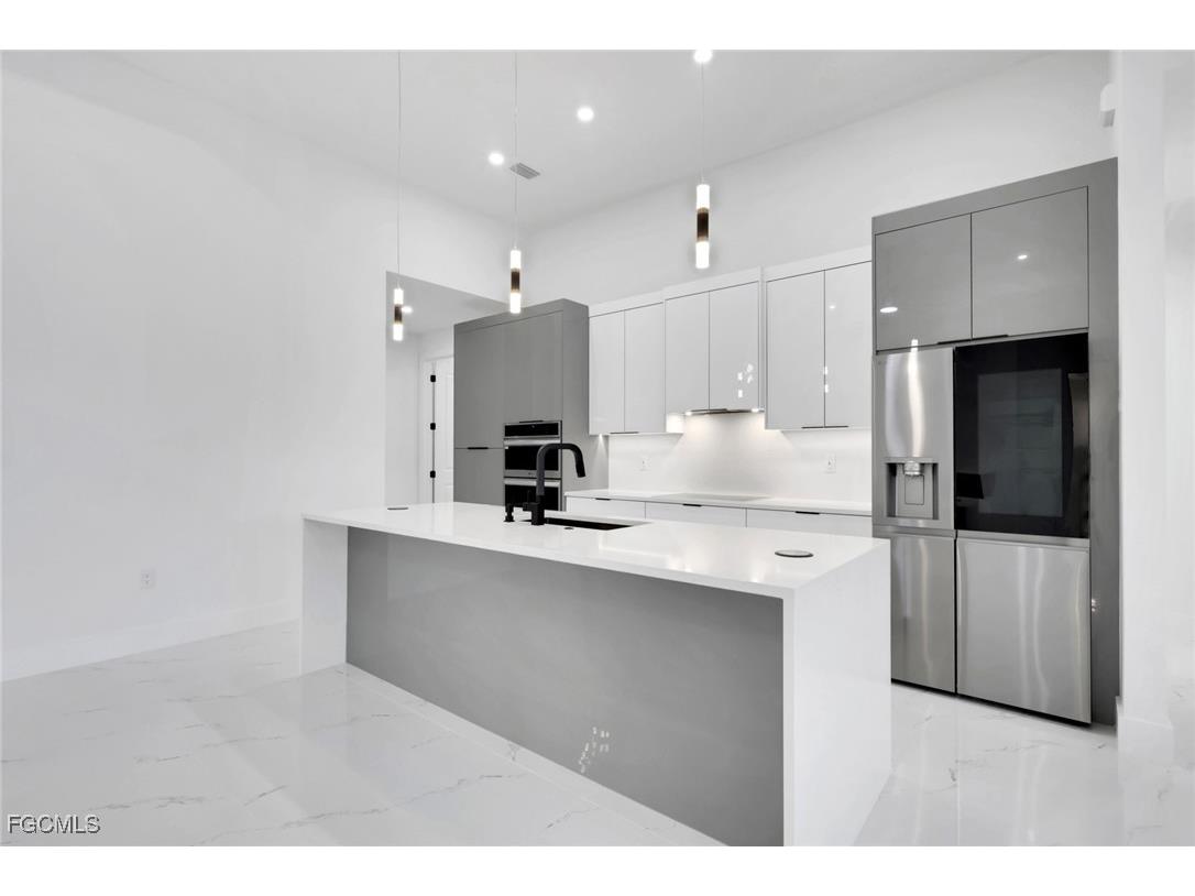 1408 Embers Parkway W Cape Coral FL 33993 2025025497 image8