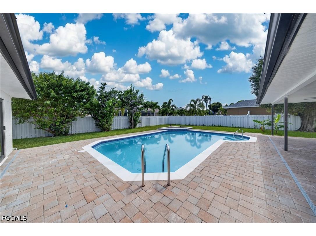 1408 SW 49th Street Cape Coral FL 33914 2026027880 image2