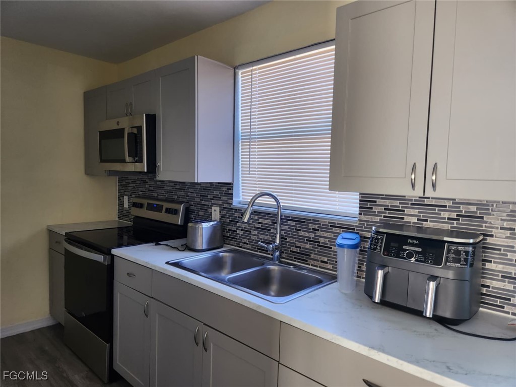 1408 Xelda Avenue S Lehigh Acres FL 33976 2025018410 image4