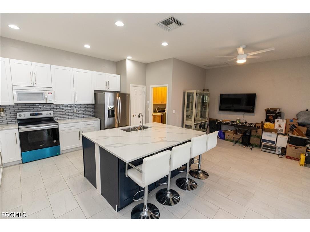 14081 Bently Circle Fort Myers FL 33912 2026014875 image4