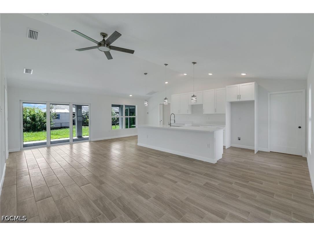 1409 NE 18th Place Cape Coral FL 33909 2026029650 image5