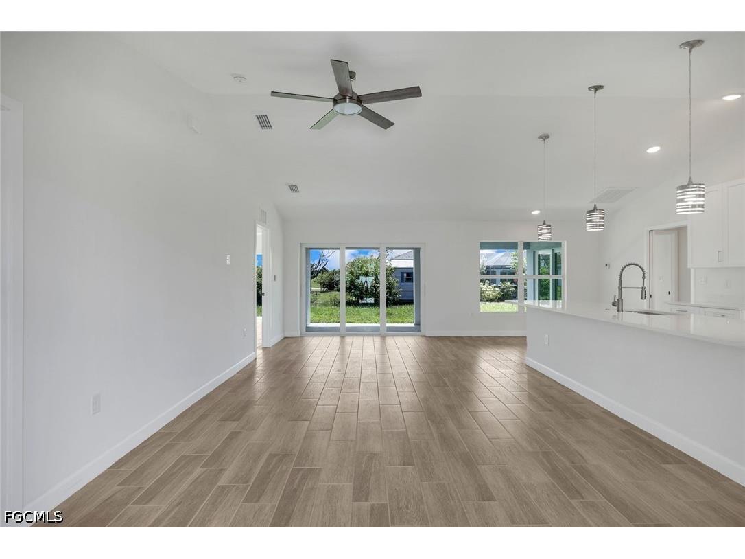 1409 NE 18th Place Cape Coral FL 33909 2026029650 image8