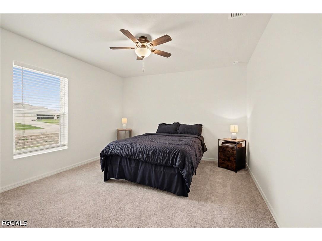 1409 NE 4th Place Cape Coral FL 33909 2026013899 image17