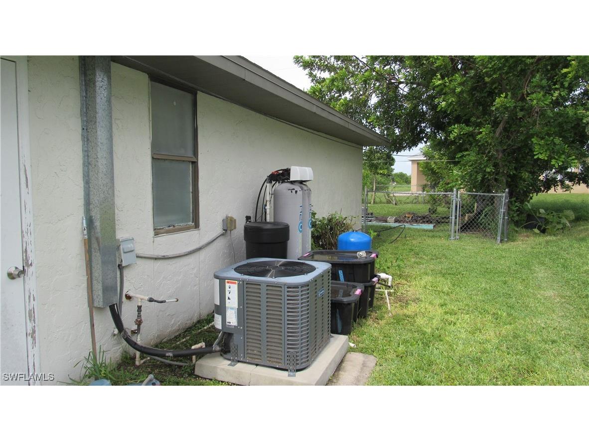 1409 NW 7th Place Cape Coral FL 33993 225061787 image8