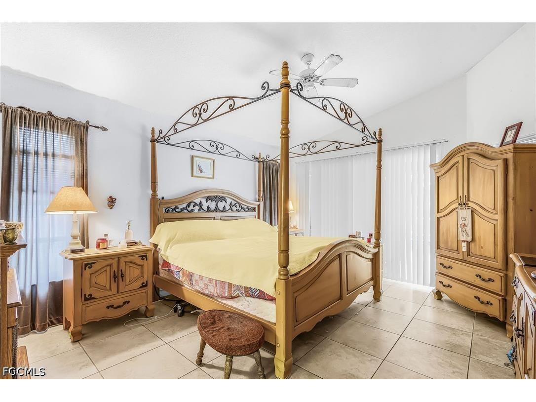 1409 SE 2nd Terrace Cape Coral FL 33990 2026026131 image10
