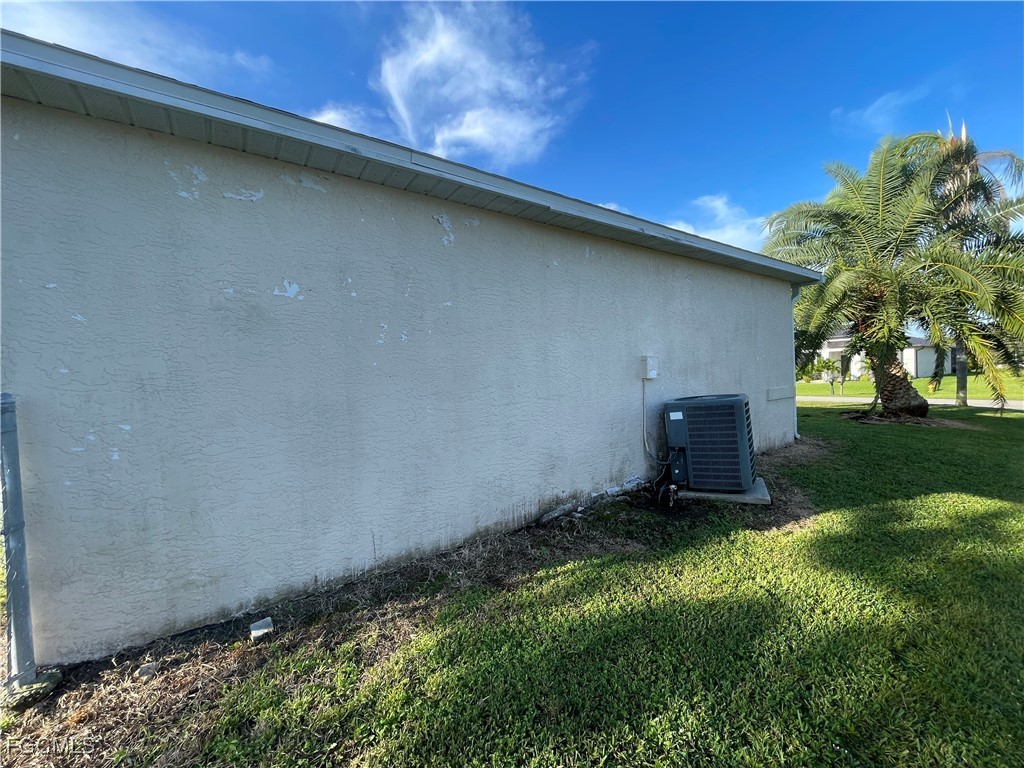 1409 SW 11th Place Cape Coral FL 33991 2025014292 image14