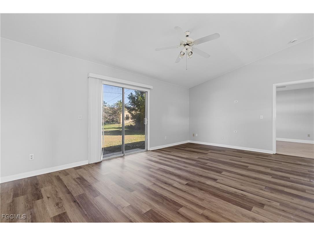 1409 SW 11th Place Cape Coral FL 33991 2025022302 image3