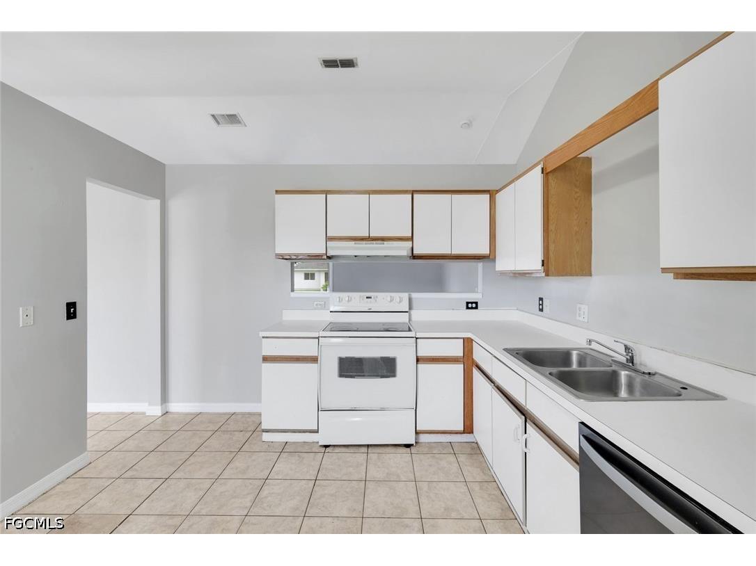 1409 SW 11th Place Cape Coral FL 33991 2026024541 image9