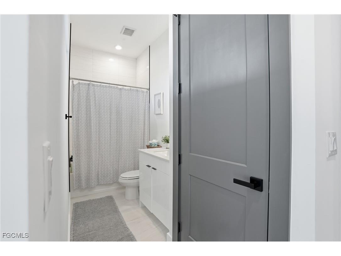 1409 SW 28th Terrace Cape Coral FL 33914 2026000134 image34