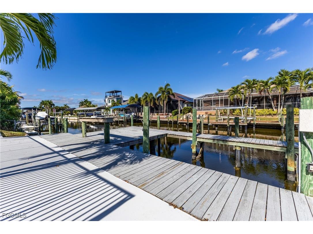 1409 SW 43rd Terrace Cape Coral FL 33914 2025023641 image23