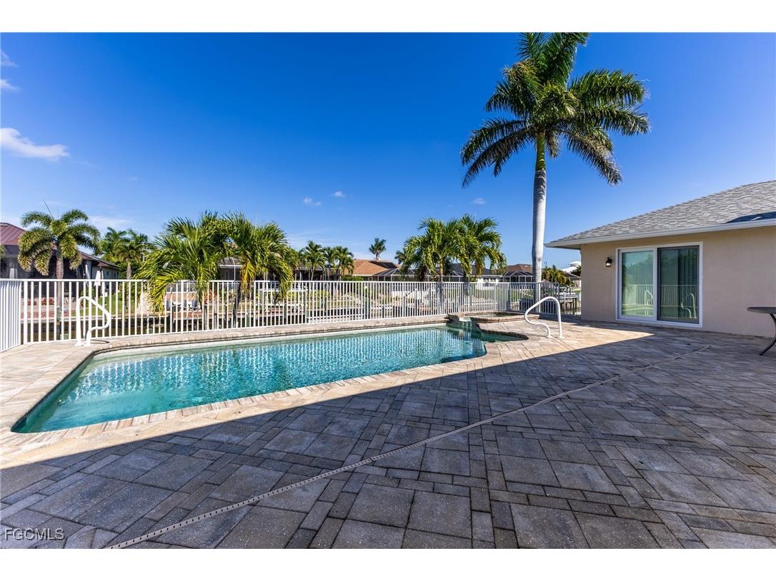 1409 SW 43rd Terrace Cape Coral FL 33914 2025023641 image4