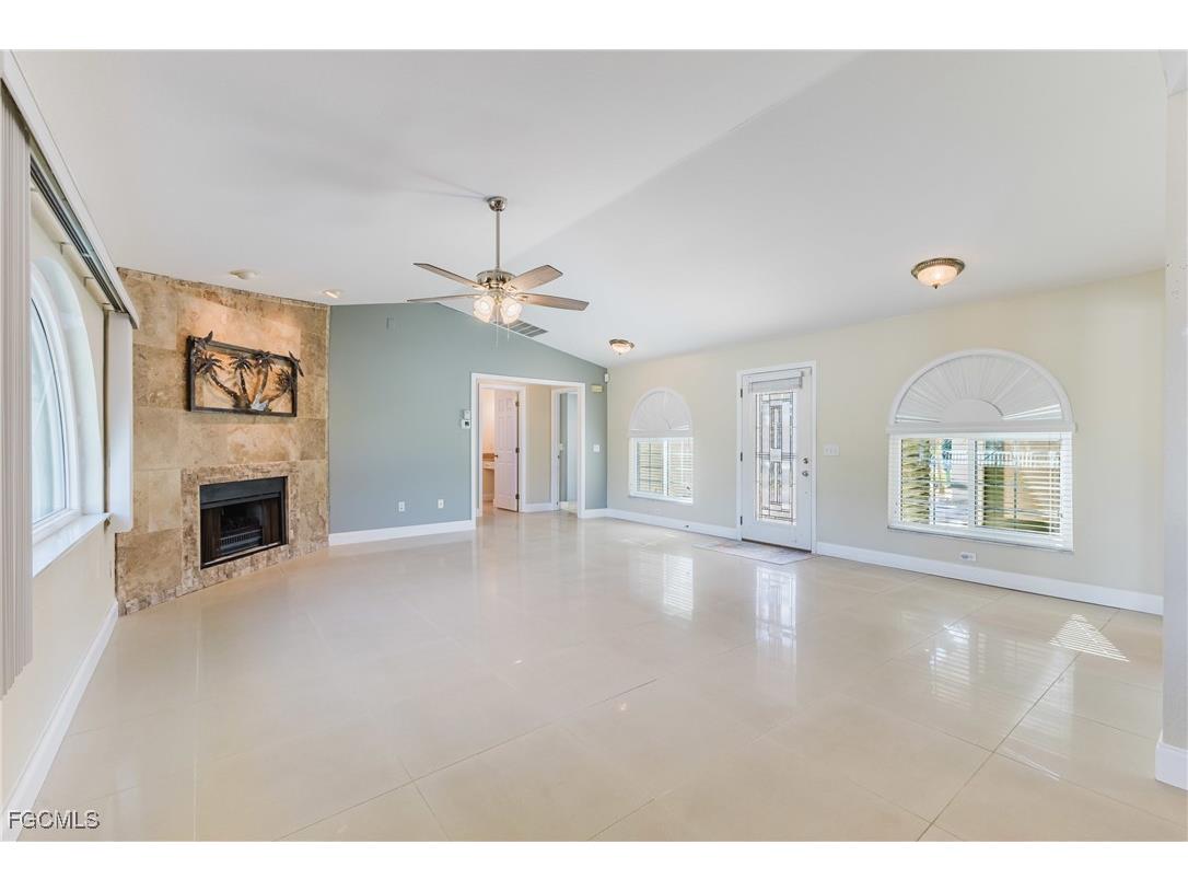 1409 SW 43rd Terrace Cape Coral FL 33914 2025023641 image7