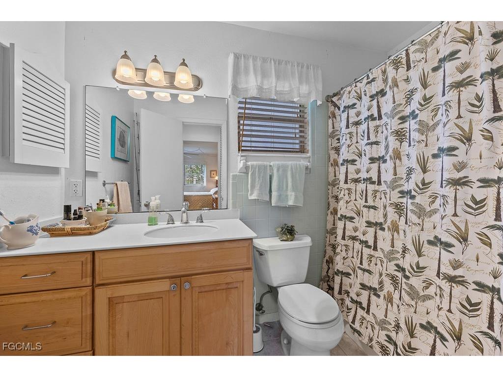 1409 Tropic Terrace North Fort Myers FL 33903 2025020138 image13