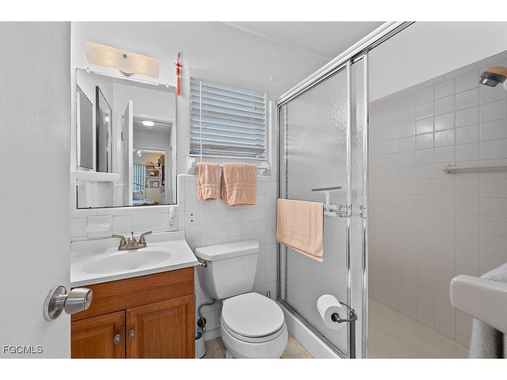 1409 Tropic Terrace North Fort Myers FL 33903 2025020138 image15
