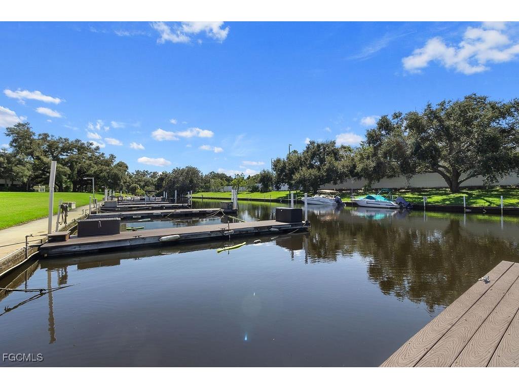1409 Tropic Terrace North Fort Myers FL 33903 2025020138 image21