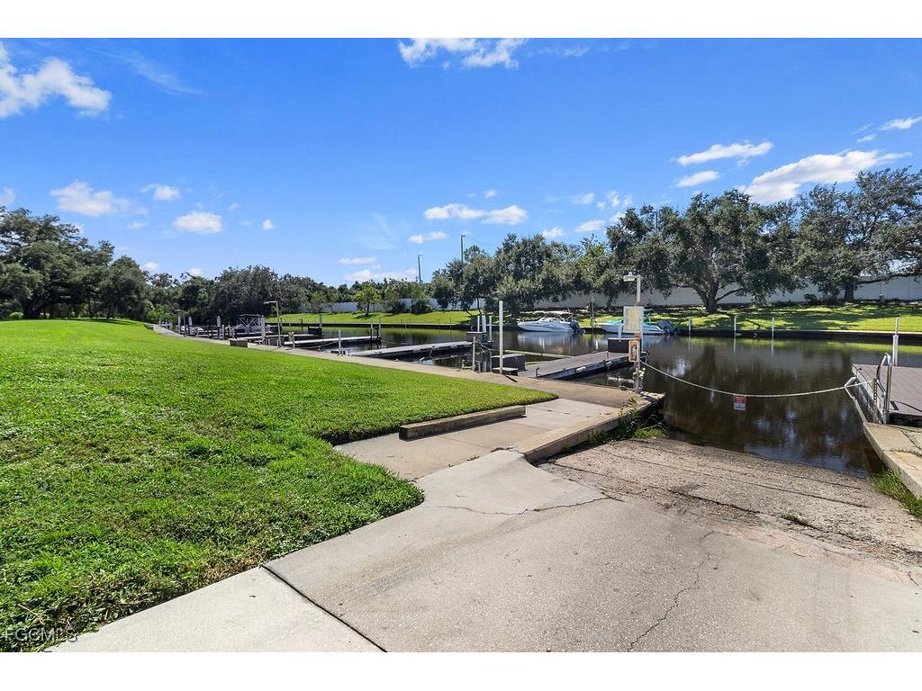 1409 Tropic Terrace North Fort Myers FL 33903 2025020138 image22