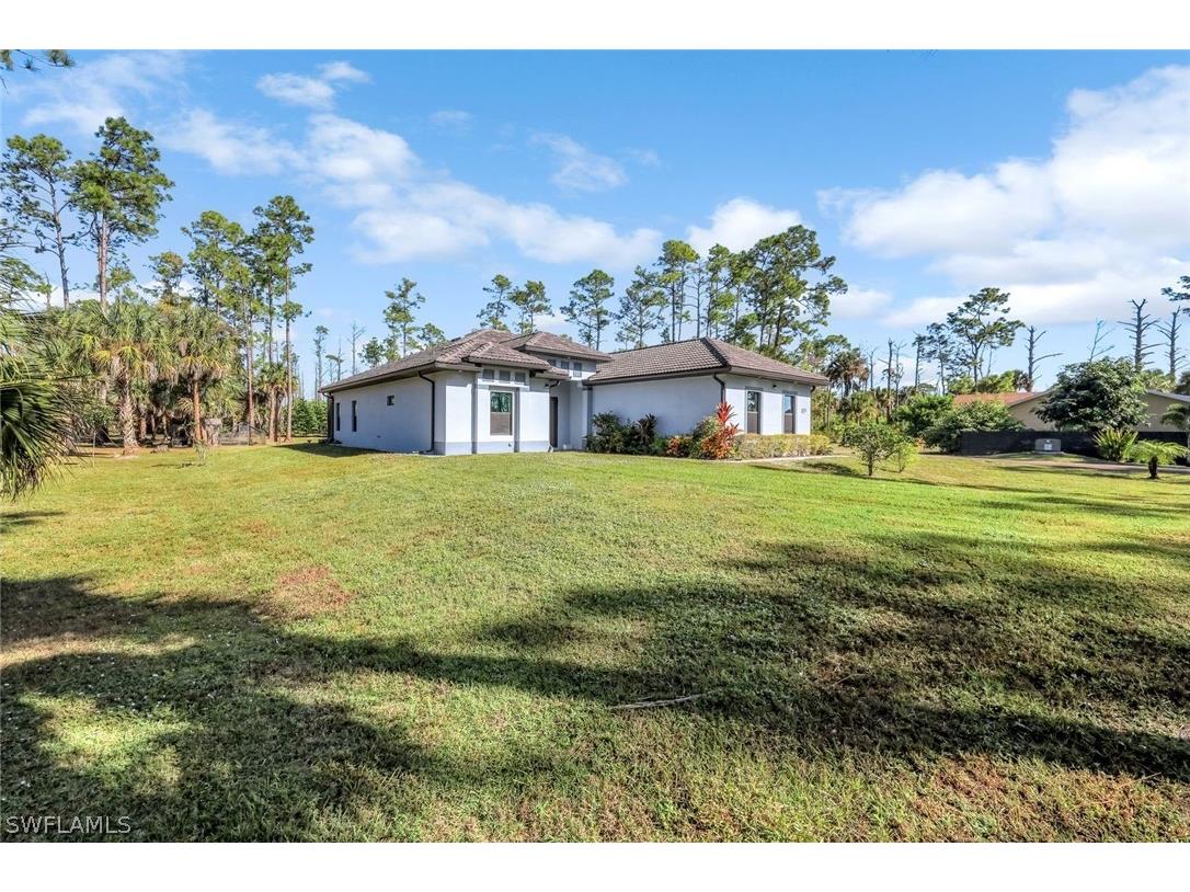 141 20th Avenue NW Naples FL 34120 225081245 image4