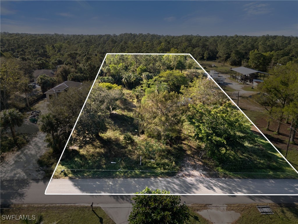 141 6th Street NE Naples FL 34120 224096826 image1