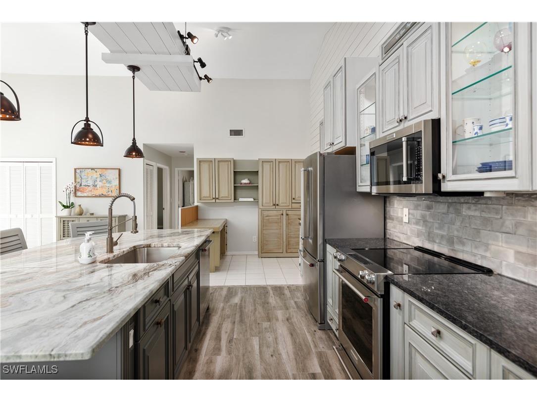 141 Bristol Lane #C-21 Naples FL 34112 225070448 image7