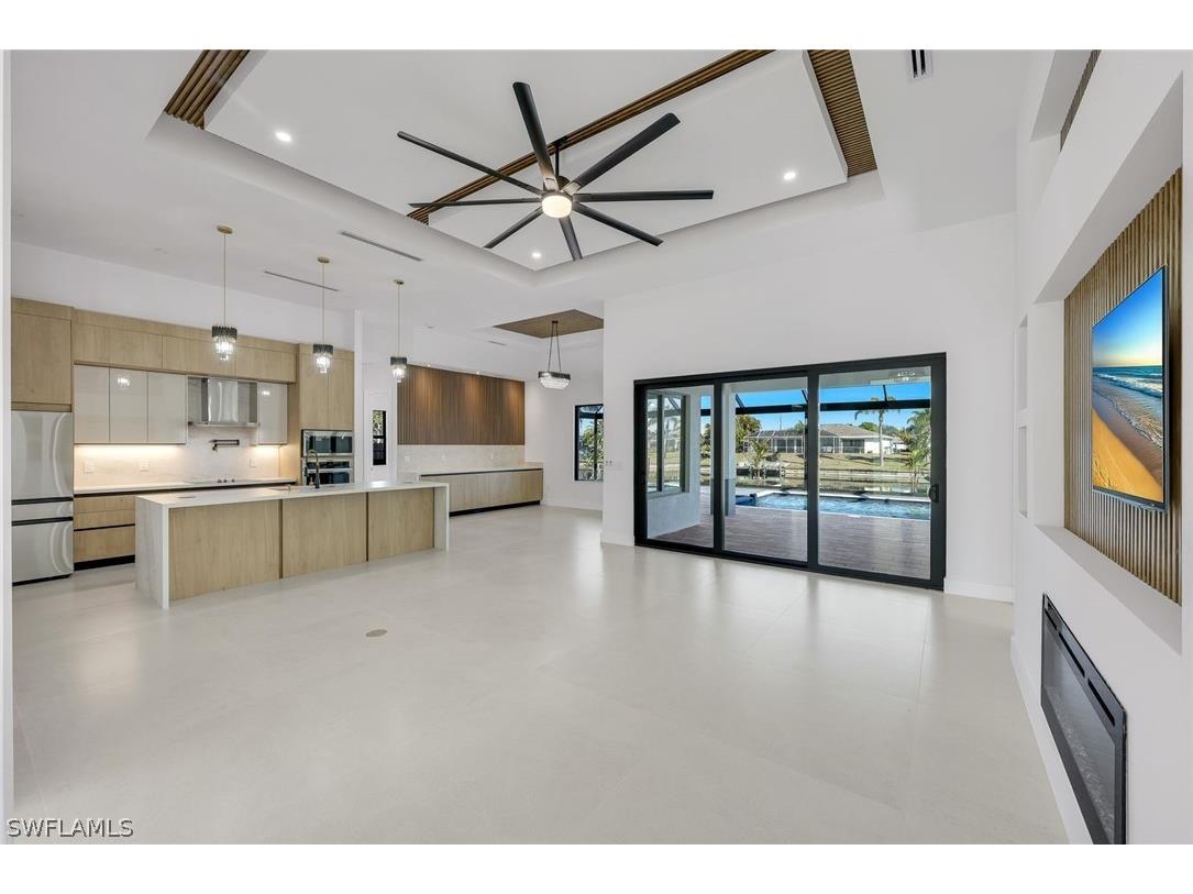 141 SE 21st Street Cape Coral FL 33990 226006312 image4