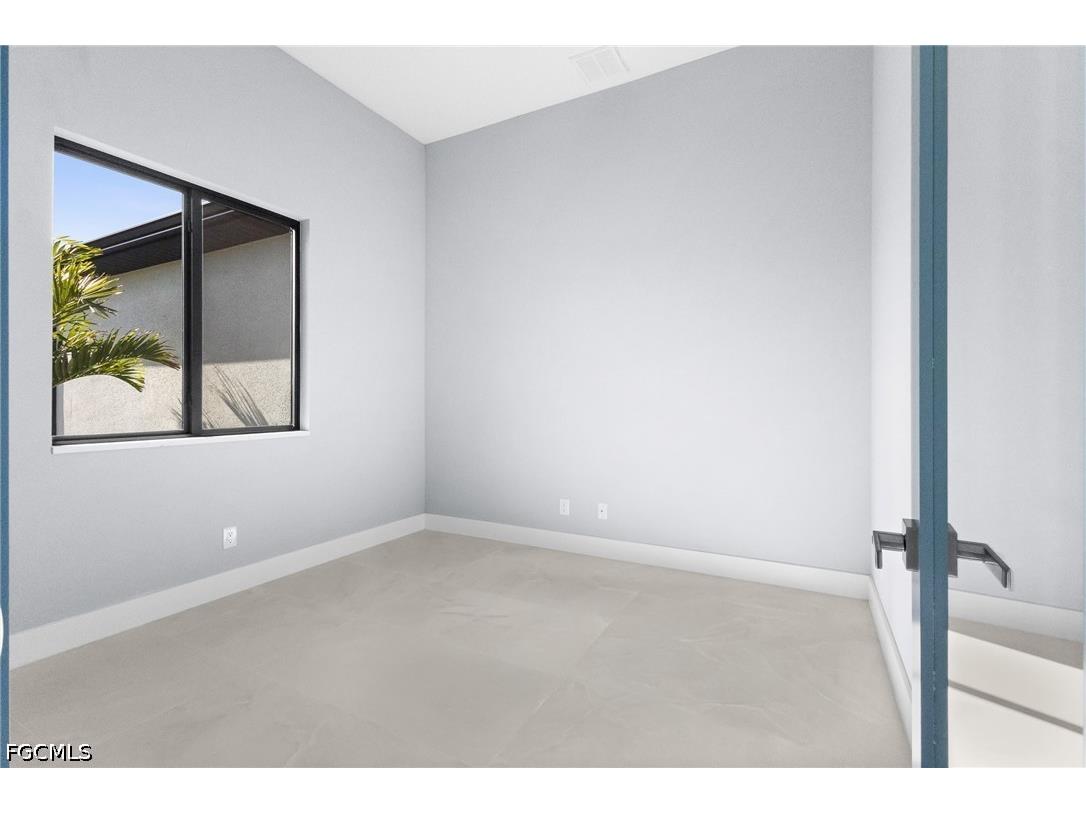 141 SW 35th Avenue Cape Coral FL 33991 2026014435 image8