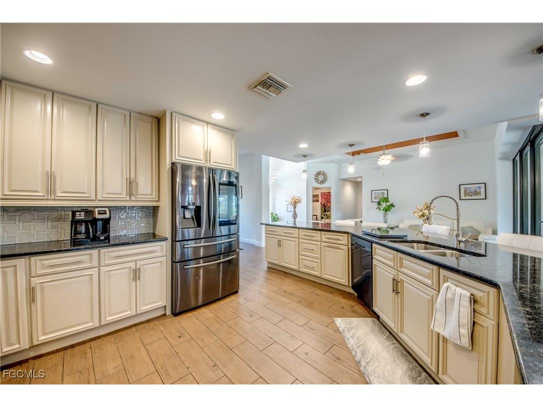 141 SW 39th Street Cape Coral FL 33914 2025021905 image12