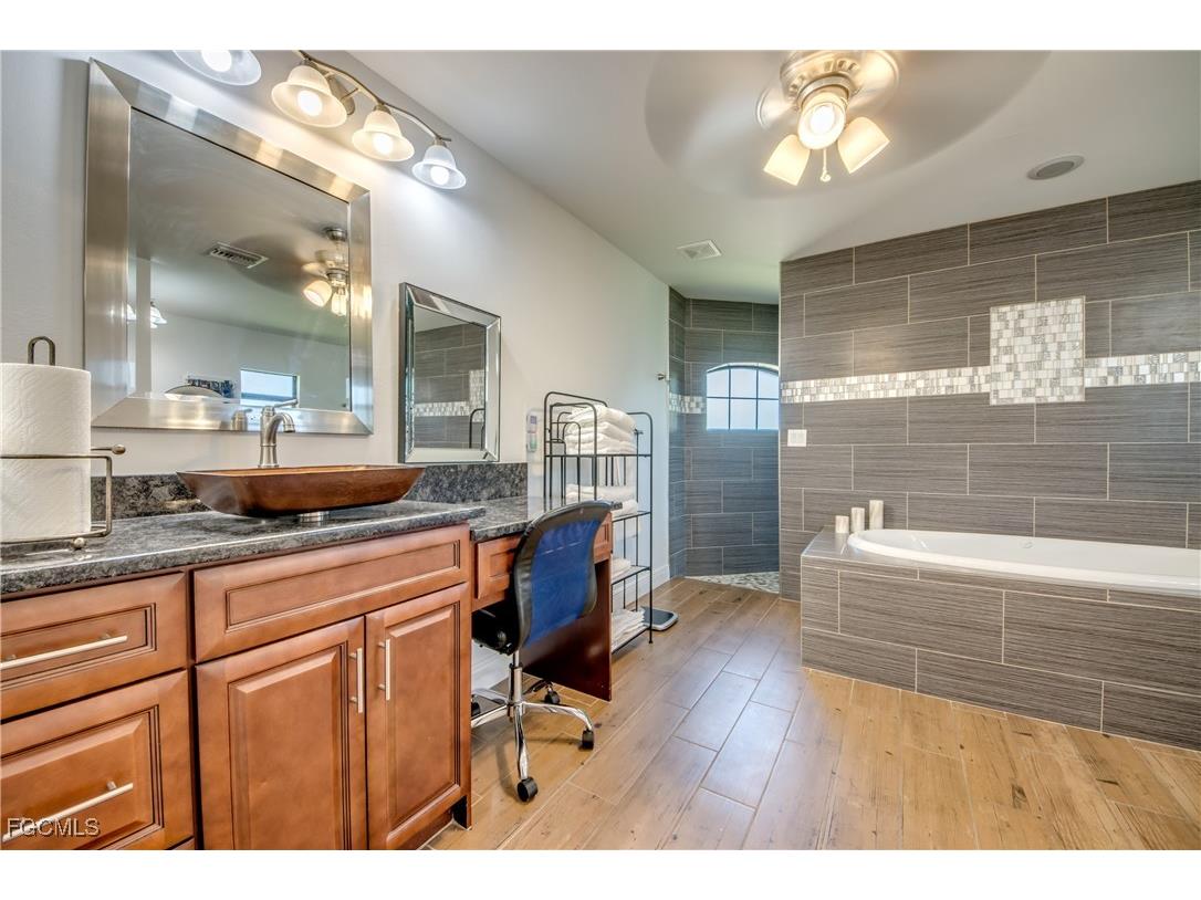 141 SW 39th Street Cape Coral FL 33914 2025021905 image21