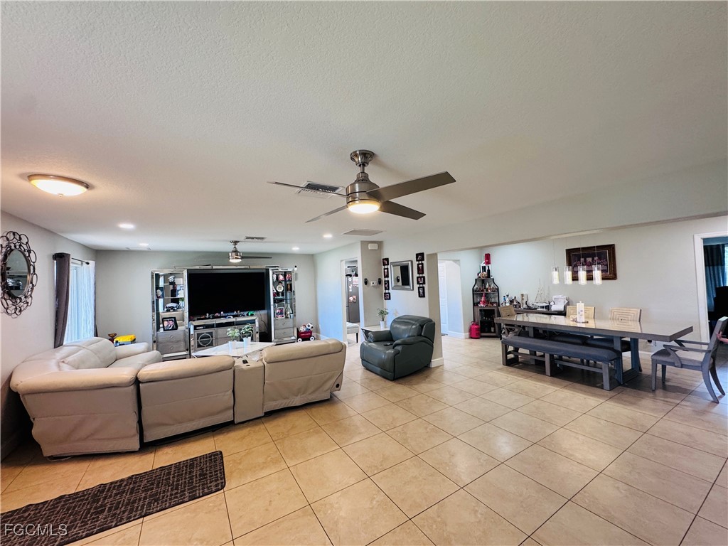 141 SW 48th Terrace Cape Coral FL 33914 2025015653 image5