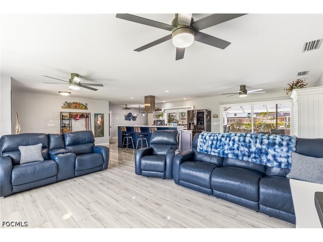 141 SW 54th Terrace Cape Coral FL 33914 2026014056 image8