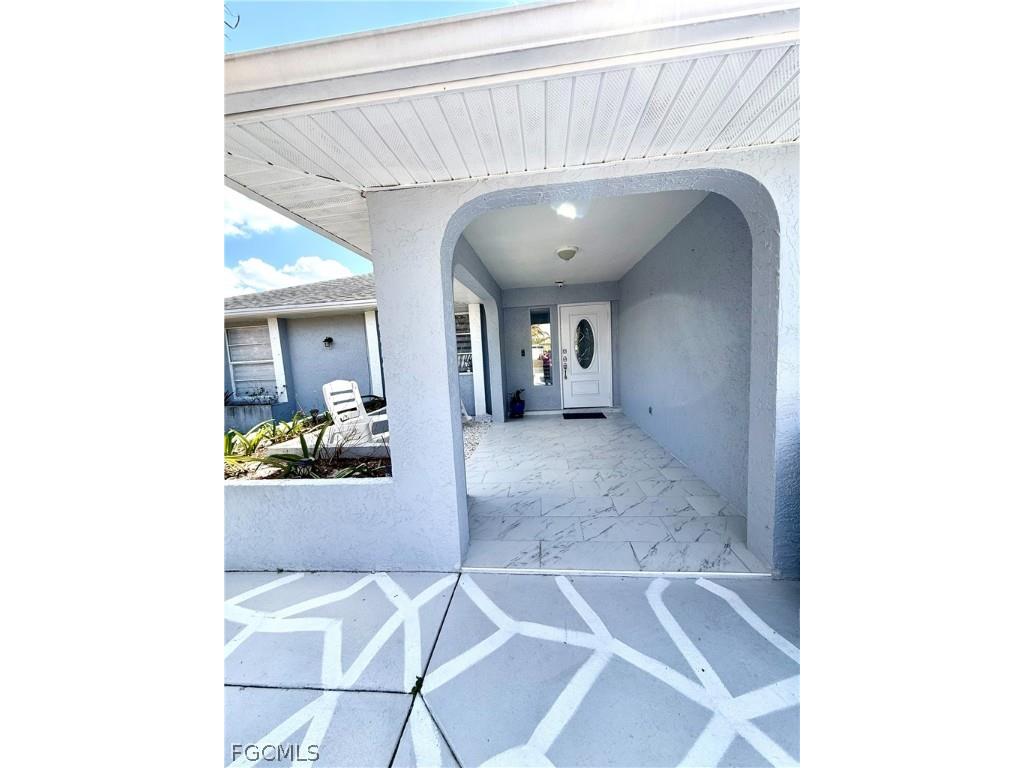 1410 Caywood Circle S Lehigh Acres FL 33936 2025025057 image3