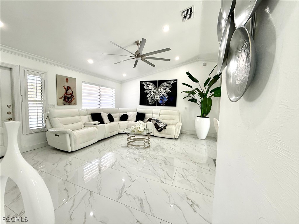 1410 Caywood Circle S Lehigh Acres FL 33936 2025025057 image4
