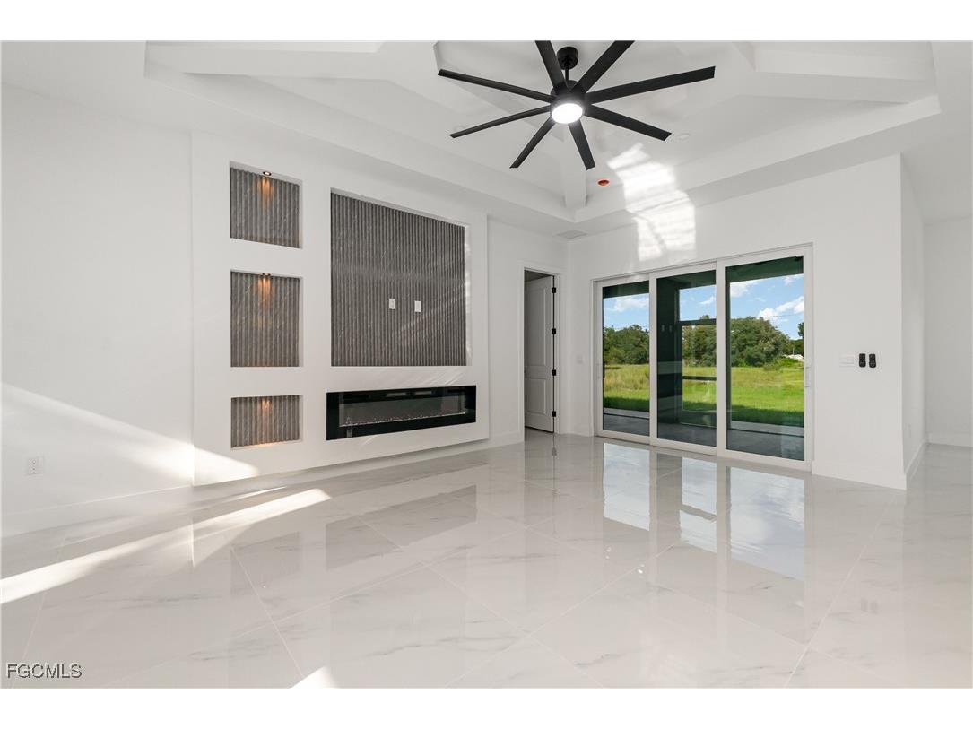 1410 Edward Avenue Lehigh Acres FL 33972 2025012401 image5