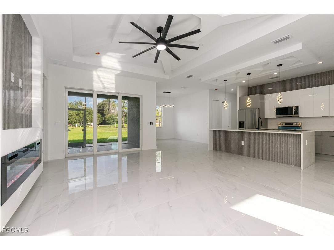 1410 Edward Avenue Lehigh Acres FL 33972 2025012401 image6