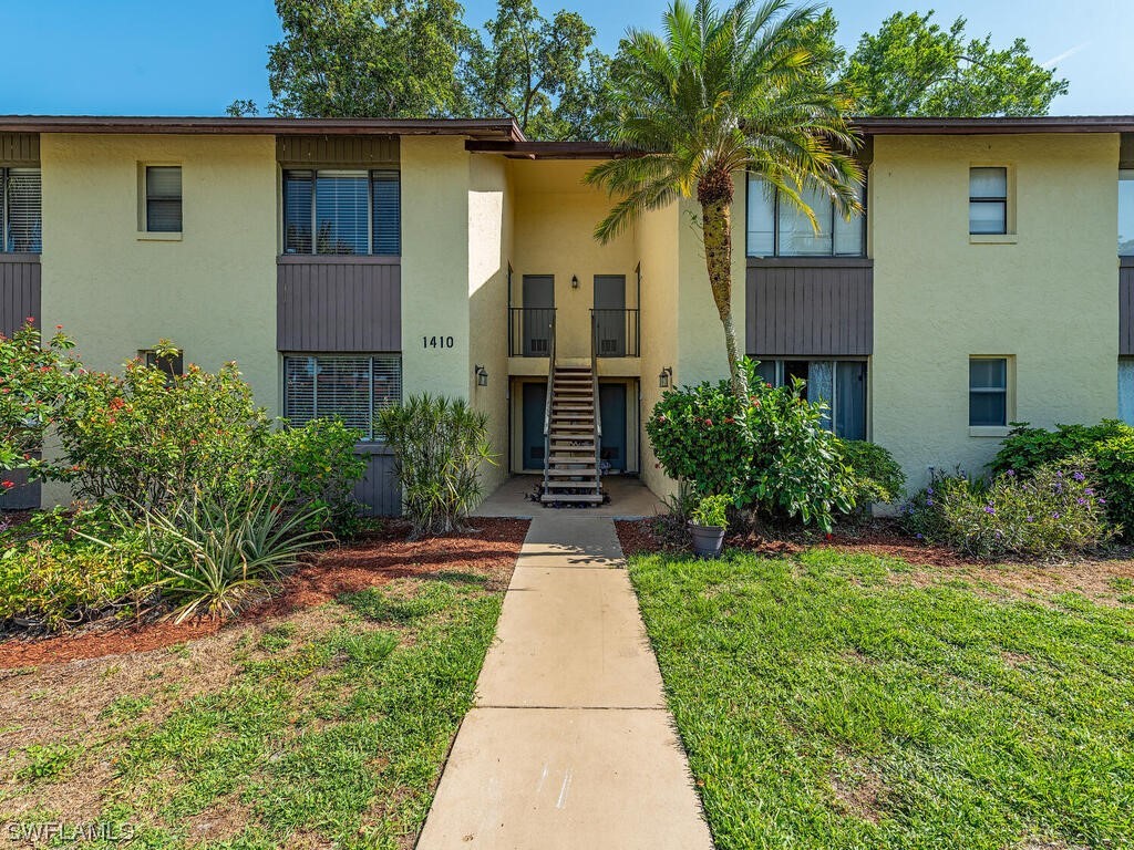 1410 Green Valley Circle #903 Naples FL 34104 223032773 image1