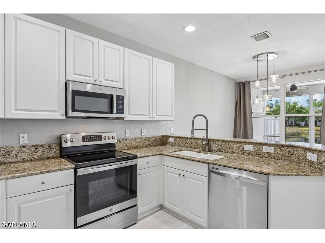 1410 Mariposa Circle #102 Naples FL 34105 226017077 image11