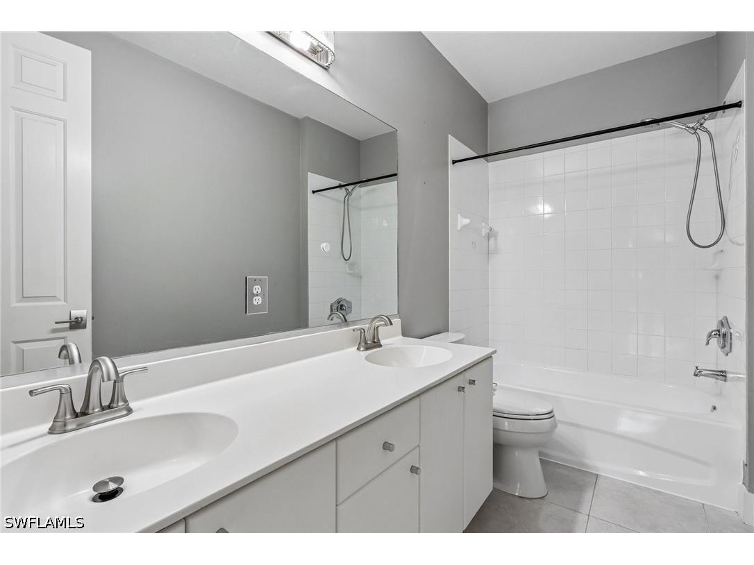 1410 Mariposa Circle #102 Naples FL 34105 226017077 image25