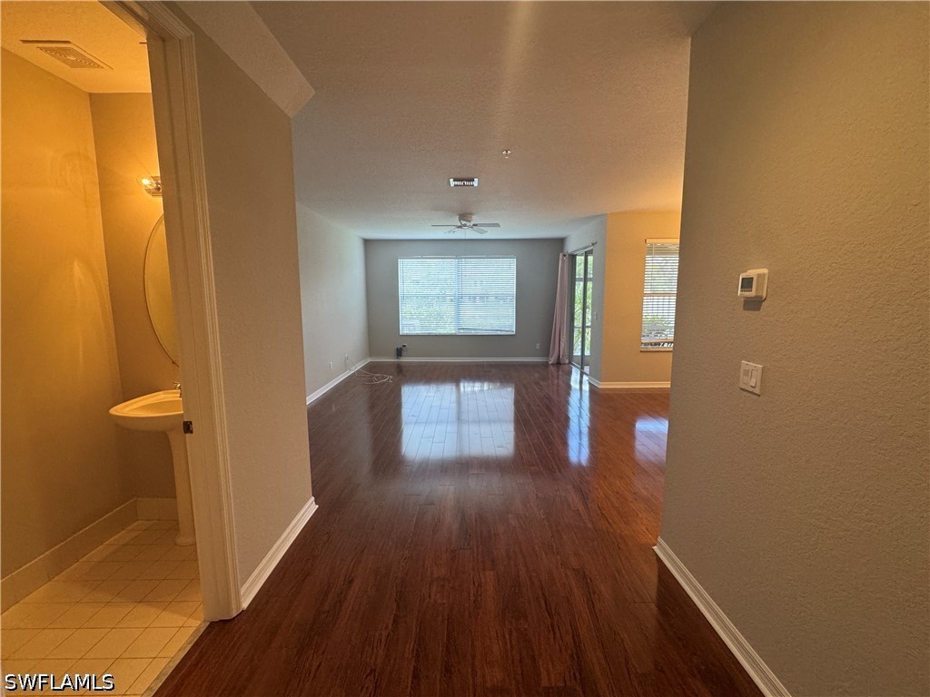 1410 Mariposa Circle #105 Naples FL 34105 226024714 image10