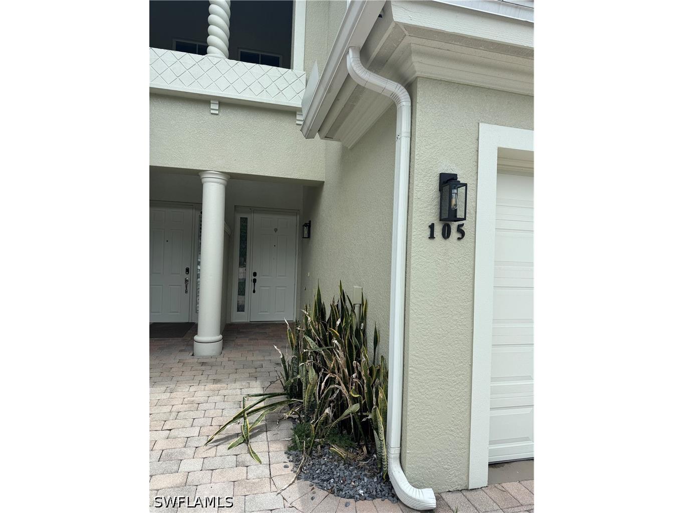 1410 Mariposa Circle #105 Naples FL 34105 226024714 image2